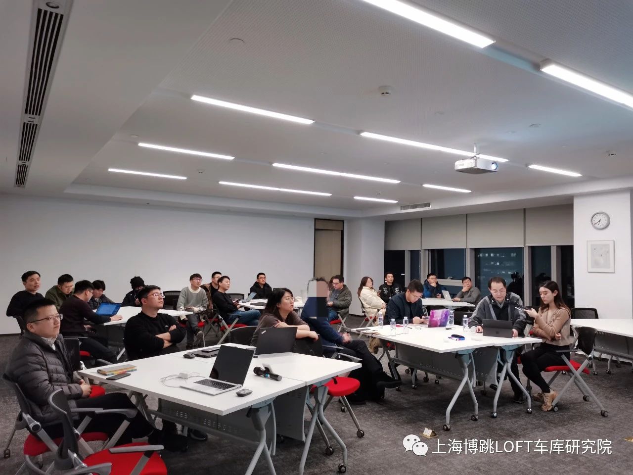 海南杭州LOFT车库专题会